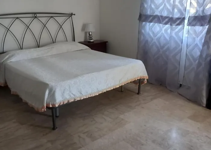 Apartmán Guesthouseminturnoit Lucia Sparagna *