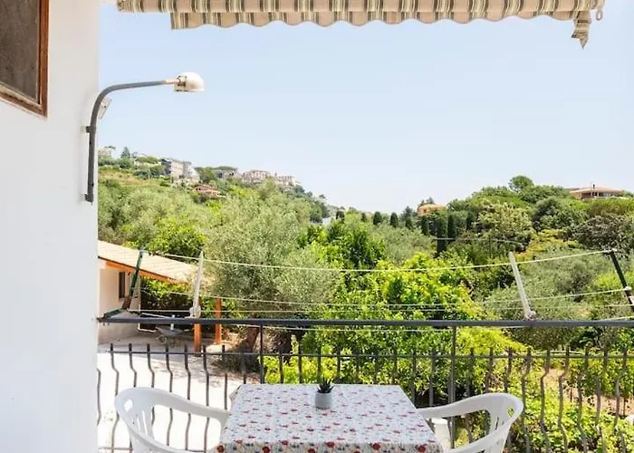 Guesthouseminturnoit Lucia Sparagna Minturno