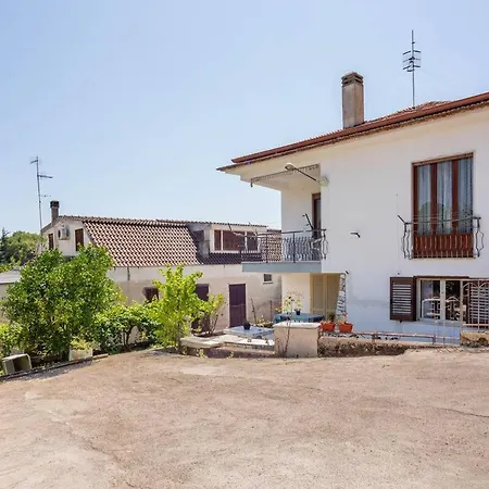 Guesthouseminturnoit Lucia Sparagna Lejlighed Minturno
